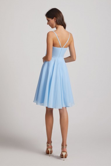 Spaghetti Straps V-Neck Chiffon Short Bridesmaid Dresses